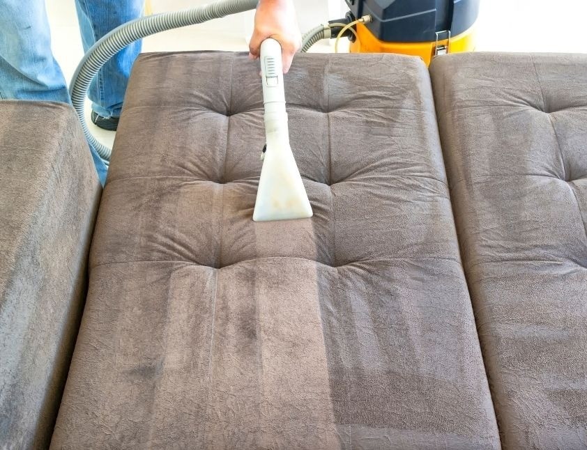 Vacuuming your mattress 2